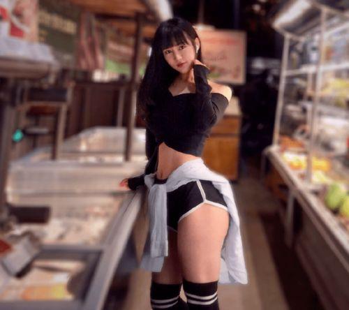 国产美女露脸